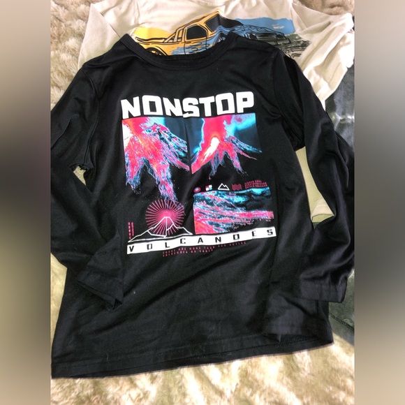 Boys size 5 shirts bundle - Picture 2 of 5